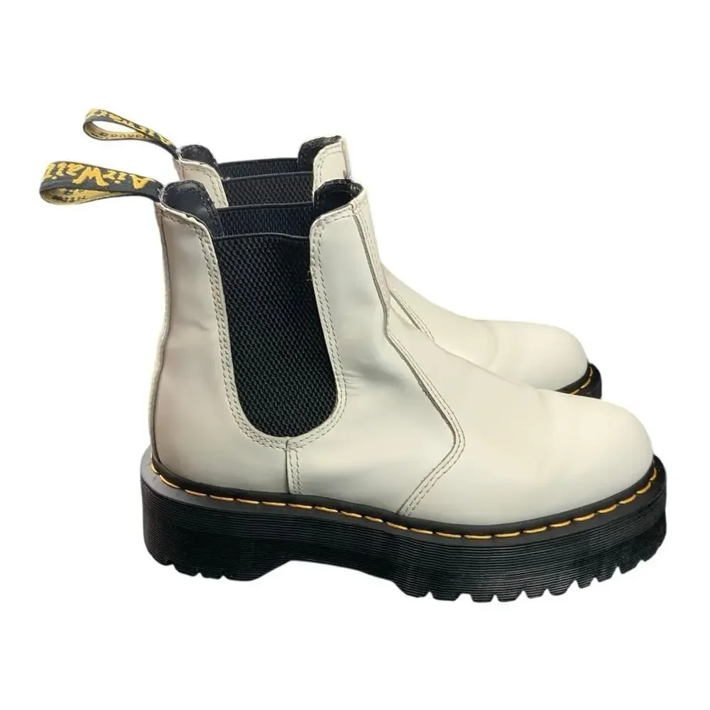 Dr Martens 2976 Quad Chelsea Boots Womens 9 White Platform Leather Doc Martens